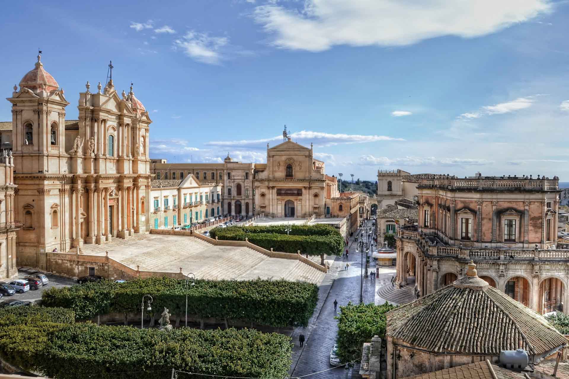 Community rooted lunch, then Noto’s artisans and elegance